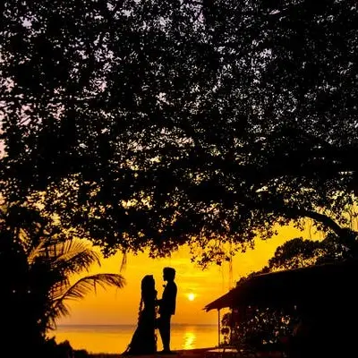 stylish couple dp